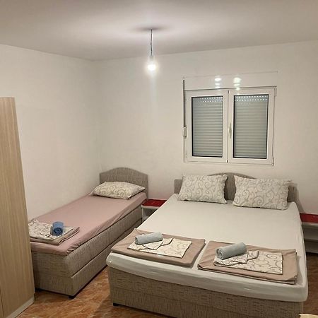 Apartmani Neda Bane Petrovac 외부 사진